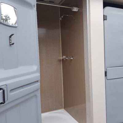 Shower Blocks (4 head)